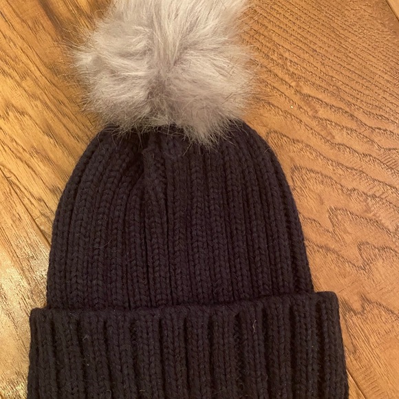 Cymbo Hat with Detachable NWOT - Picture 2 of 6